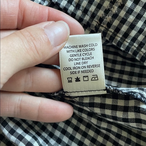 Max Studio Black and White Checkered Gingham Blouse - Picture 10 of 10